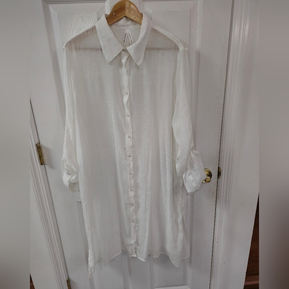 NWT Live 4 Truth Women's White Sheer Long Roll Sleeve Tab Tunic Top Size XL